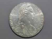 [817a.JPG]