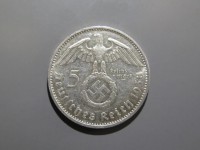 [737b.JPG]