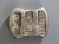[762a.JPG]