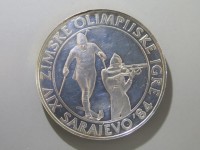 [748a.JPG]